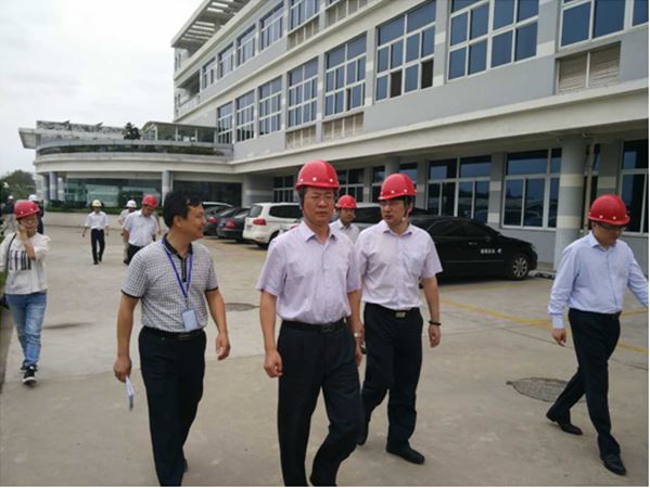 海门市长一行国庆节前检查BANDAO半岛体育(中国区)官方网站药业